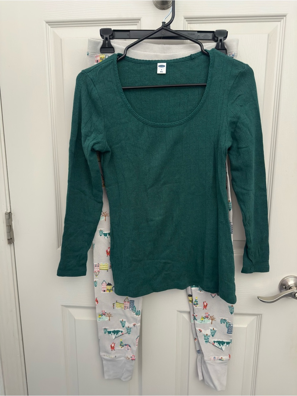 Forest Green Long-Sleeve Top and winter pajamas